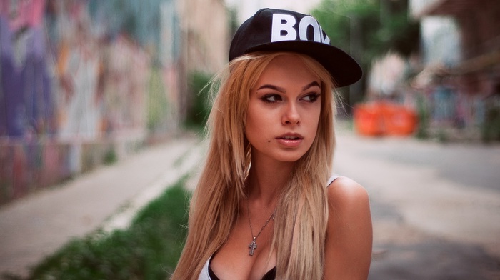 portrait, looking away, girl, Daria Valentinovna, blonde, baseball caps
