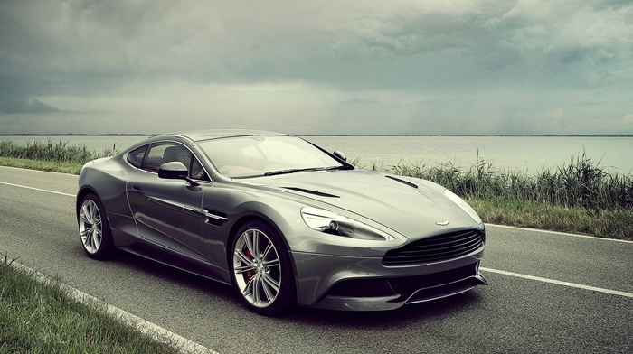 Aston Martin Vanquish