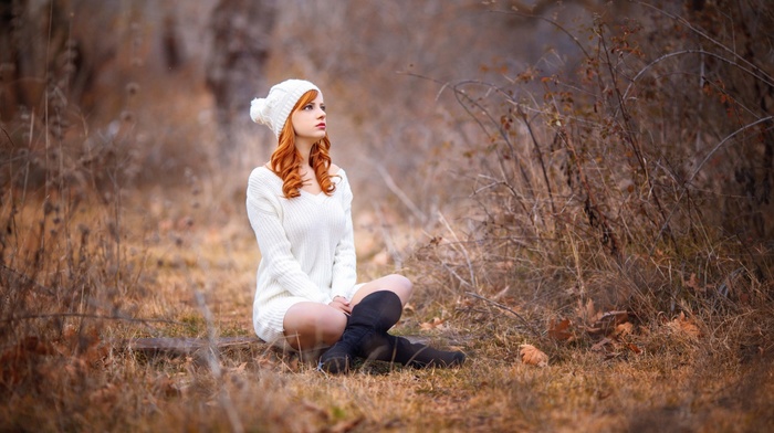 long hair, curly hair, girl, white clothing, depth of field, girl outdoors, redhead