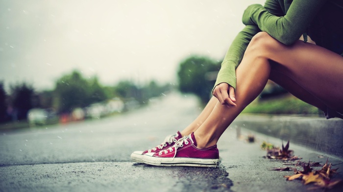 photography, shoes, street, rain, legs, leaves, Converse, girl