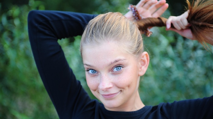 ponytail, blue eyes, blonde, freckles, Indiana A, smiling, depth of field