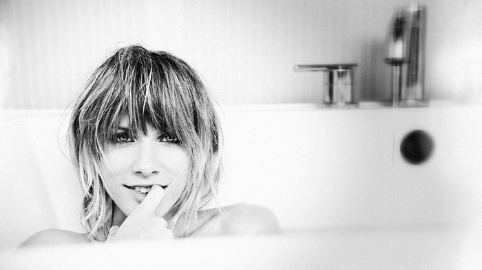 model, girl, monochrome, bathtub