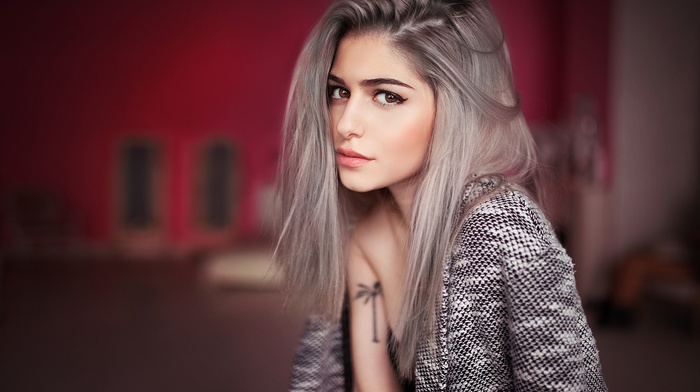 looking at viewer, model, portrait, dyed hair, Galina Rover, long hair, face, Ivan Gorokhov, sweater, tattoo, room, girl, brown eyes, depth of field