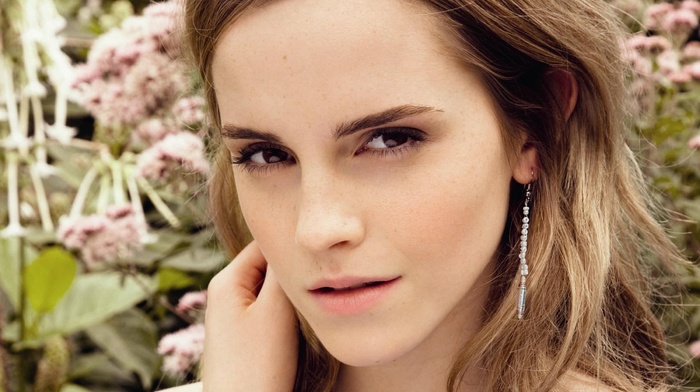 looking at viewer, celebrity, face, actress, girl, sensual gaze, Emma Watson, auburn hair