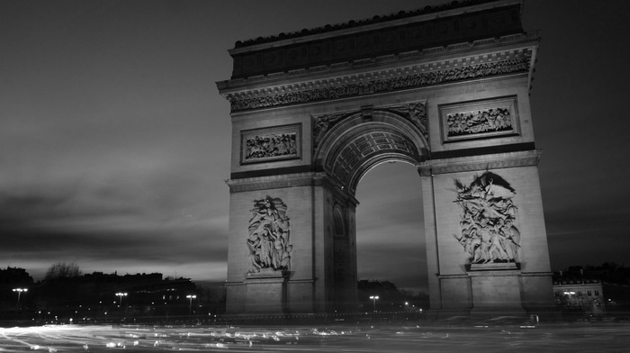 car, monochrome, city, street light, Paris, Arc de Triomphe, arch, light trails, clouds, Champs, lyses, traffic, France, architecture, capital, evening