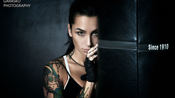 girl, Angelica Anderson, gloves, boxing, tattoo, looking at viewer, face, punching bag, portrait
