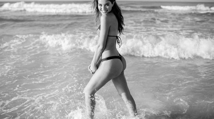 brunette, Daniela Lopez Osorio, bikini, looking at viewer, sand, beach, model