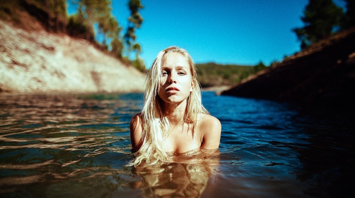 water, girl, no bra, blonde, looking at viewer