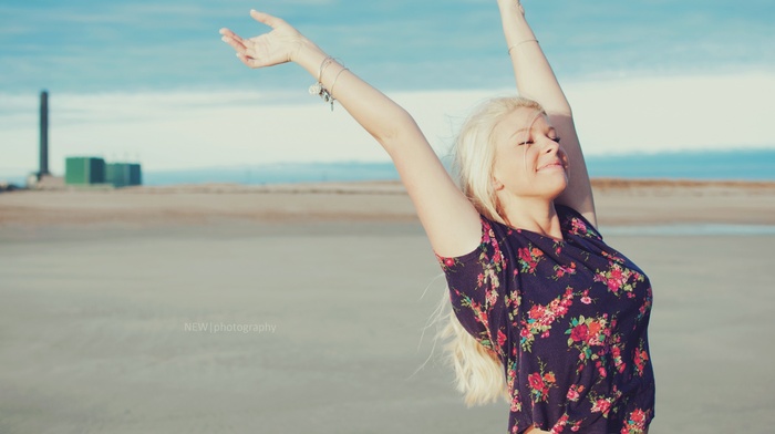 arms up, girl, blonde