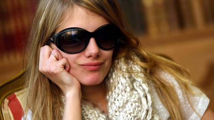 Mlanie Laurent, sunglasses, girl