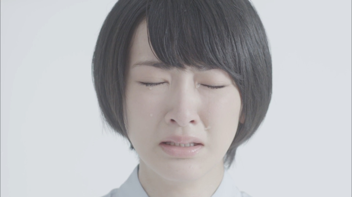 simple background, girl, Nogizaka46, short hair, black hair, Asian, tears, brunette, closed eyes, crying