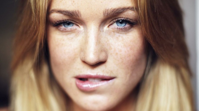 girl, blue eyes, looking at viewer, Caity Lotz, freckles, biting lip