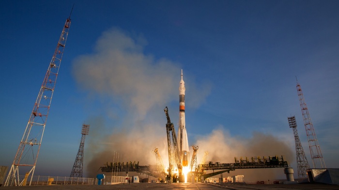 Rocket, Roscosmos State Corporation, Soyuz, Baikonur Cosmodrome, Roscosmos, vehicle