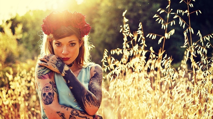 sunlight, girl outdoors, tattoo, girl, model, field