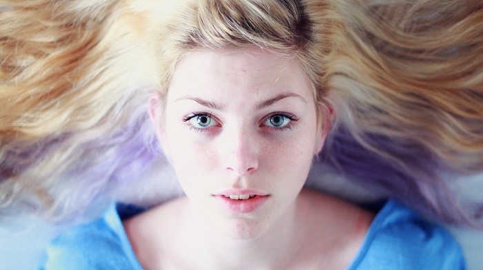 lying on back, looking at viewer, dyed hair, girl, blue eyes, blonde