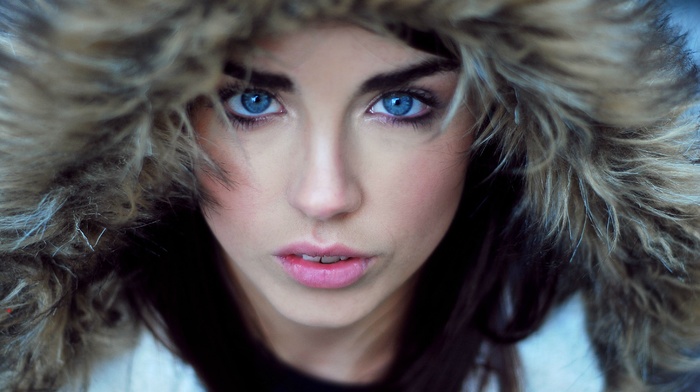 looking at viewer, girl outdoors, Danielle Sharp, fluffy hat, girl, blue eyes