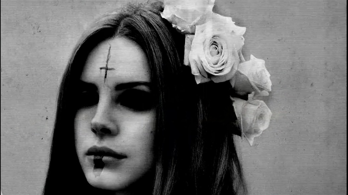 Lana Del Rey, Gothic
