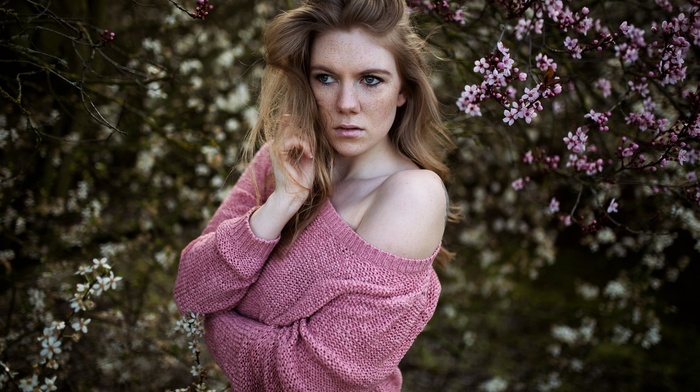 redhead, pale, girl outdoors, spring, freckles, no bra, girl, face, sweater, looking away, portrait