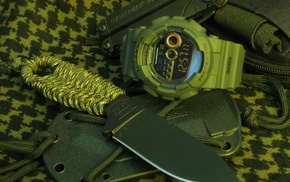 knife, gun, clocks