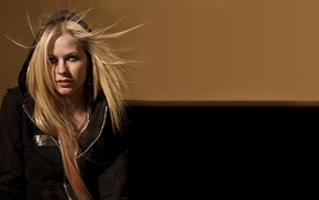 Avril Lavigne, singer, blonde