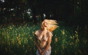 closed eyes, blonde, girl outdoors, girl, sunlight