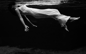 monochrome