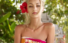 Anna Sbitnaya, flower in hair, blonde, girl