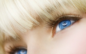 blue eyes