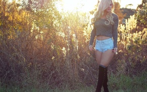 Aida Ridic, jean shorts, model, grass, blonde, girl
