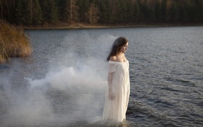 girl, girl outdoors, spooky, model