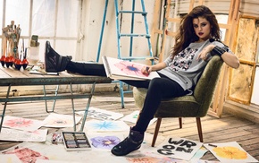 Adidas, Selena Gomez, model