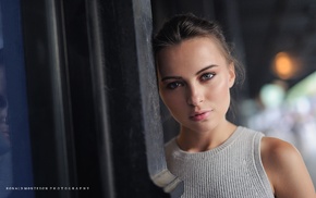 depth of field, looking at viewer, eyes, girl, face, portrait