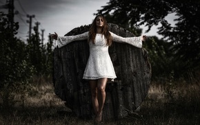 model, girl outdoors