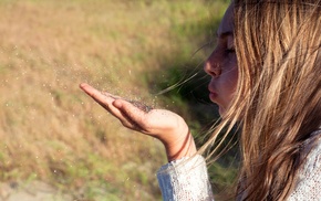 girl outdoors, girl