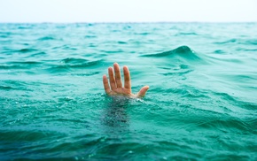 drown, hand