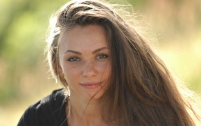 girl, long hair, green eyes, brunette, smiling