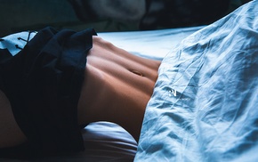 flat belly, in bed, T, shirt, arched back, girl