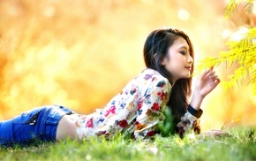 fall, blouses, jeans, smiling, girl outdoors, Korean