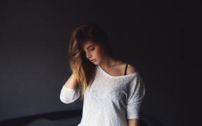 long hair, brunette