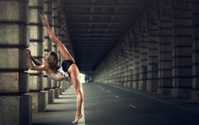 road, gymnast, legs