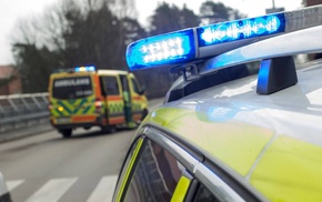 Volvo XC70, ambulances, Swedish Police, police