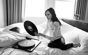 girl, sitting, gramophone, telephone, leather pants, Ellen Page