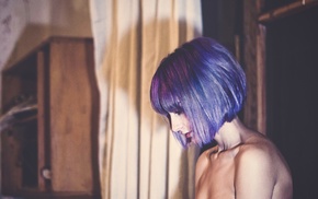 girl, no bra, purple hair, dyed hair
