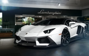 Lamborghini, Lamborghini Aventador