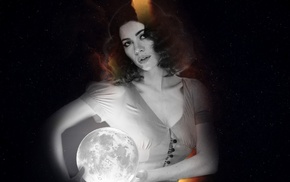 Moon, Marina and the Diamonds, space